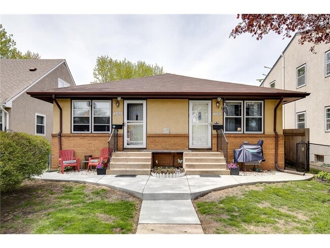 property at 5542 S 28th Ave