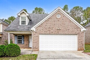 420 Townsend Bend in Stockbridge, GA - Building Photo