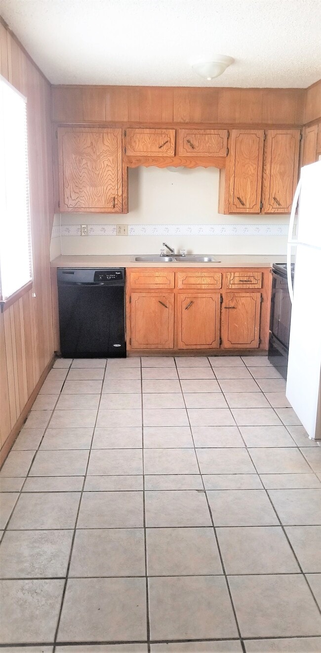 607 N 20th St, Unit 204 in Killeen, TX - Foto de edificio - Building Photo