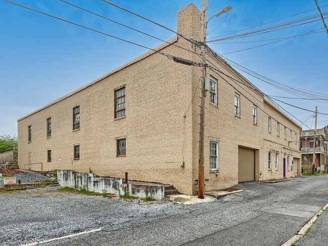 property at 1416 Lawton St