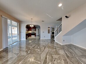 524 Quail View Ct, Unit 2500 Karen N-205 in Debary, FL - Foto de edificio - Building Photo