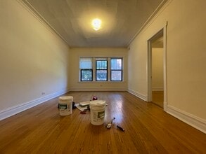 2522 N Kedzie Blvd, Unit 1E in Chicago, IL - Building Photo - Building Photo
