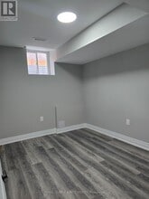 30 Duxbury Rd in Brampton, ON - Building Photo - Building Photo