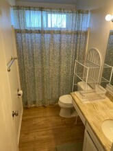 3814 Corbin Ave in Tarzana, CA - Building Photo - Building Photo