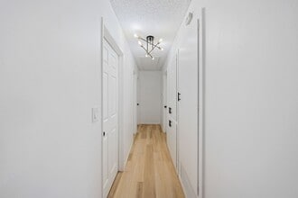 3913 W 178th St, Unit D in Torrance, CA - Building Photo - Building Photo