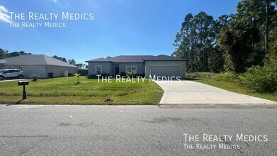 2640 Dennis Ave SE in Palm Bay, FL - Building Photo - Building Photo