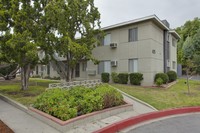 625-627 S Wabash Ave in Glendora, CA - Foto de edificio - Building Photo