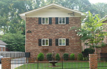 Glendale Terrace in Atlanta, GA - Foto de edificio - Building Photo