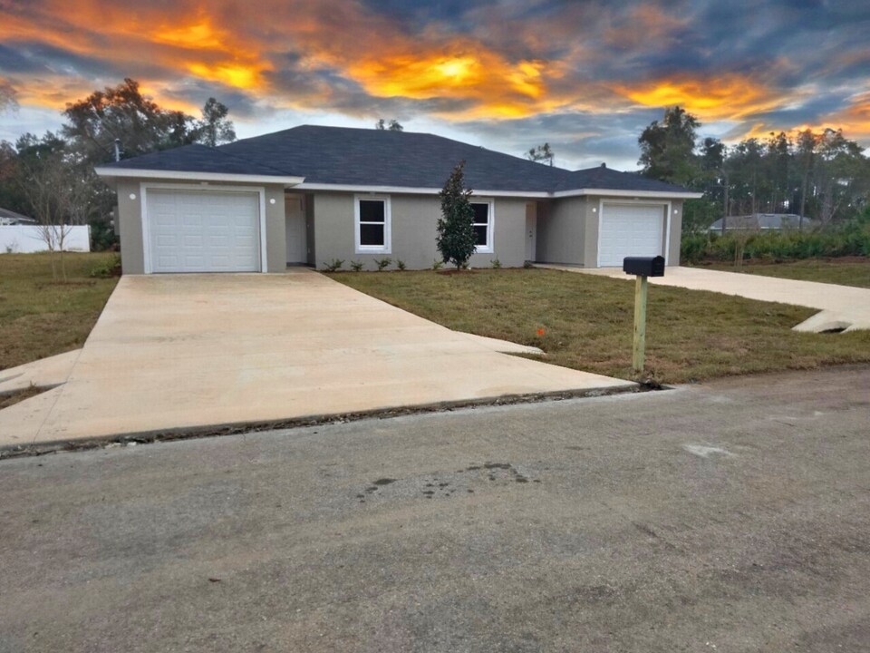 26 Second Path, Unit B in Palm Coast, FL - Building Photo