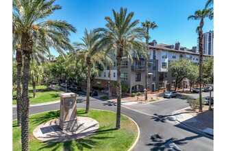 Roosevelt Square in Phoenix, AZ - Building Photo - Building Photo