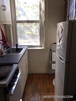 211 Park Dr, Unit 1A in Boston, MA - Building Photo