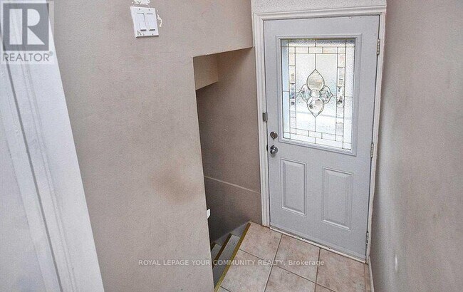 25 Rockport Crescent in Richmond Hill, ON - Building Photo - Building Photo