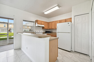 1232 Baronscourt Dr in Wesley Chapel, FL - Building Photo - Building Photo
