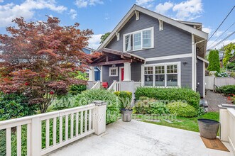 605 20th Ave in Seattle, WA - Building Photo - Building Photo