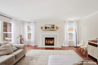 1901 Kennedy Dr in McHenry, IL - Building Photo - Building Photo