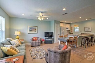 130 Ropemaker Ln in Savannah, GA - Building Photo