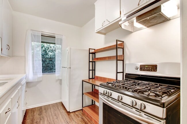 1047 2nd St in Santa Monica, CA - Building Photo - Building Photo