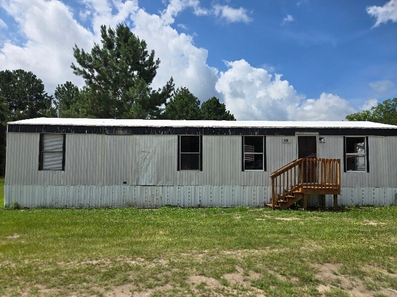 65 Hillian-Edwards Rd in Cheraw, SC - Building Photo
