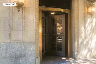 45 W 81st St in New York, NY - Building Photo - Building Photo