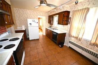 30 Redfern Dr in Rochester, NY - Building Photo - Building Photo