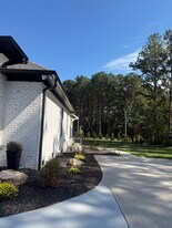 4423 Weddington Matthews Rd in Weddington, NC - Building Photo