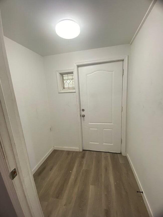 1380 Main St in Pittston, PA - Building Photo - Building Photo