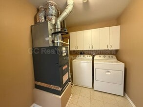 2878 Meadow Ln in Schaumburg, IL - Building Photo - Building Photo