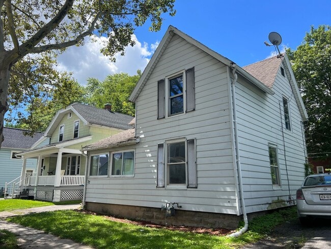 37 Wendell St in Rochester, NY - Building Photo - Building Photo