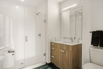 454 E Wacker Dr in Chicago, IL - Building Photo - Building Photo