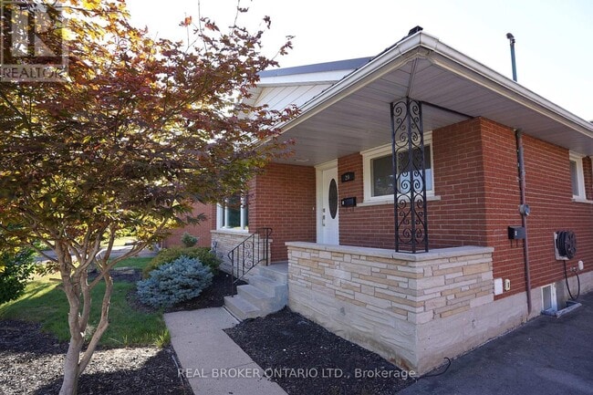 20 Sunrise Dr in Kitchener, ON - Building Photo - Building Photo