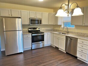 30 Covington Ct in Mount Joy, PA - Building Photo - Building Photo