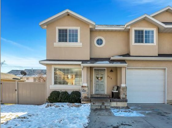 426 E 250 N in Springville, UT - Building Photo