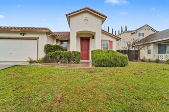 1855 Current Ct in Marysville, CA - Building Photo - Building Photo