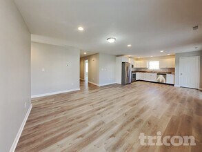 4083 Magnolia Dr in Franklin, IN - Foto de edificio - Building Photo