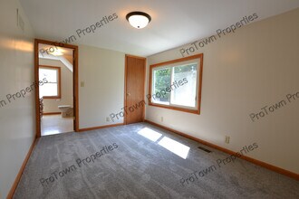 211 Anderson Ave in Joliet, IL - Building Photo - Building Photo