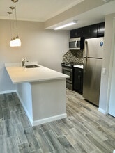 3271 Sul Ross St, Unit 12 in Houston, TX - Building Photo - Building Photo