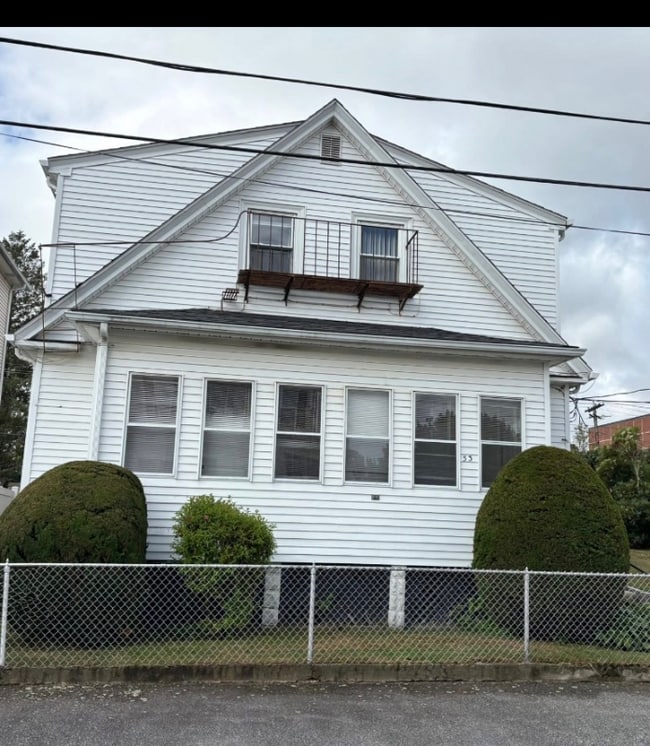 53 Clemence St in Cranston, RI - Building Photo - Building Photo
