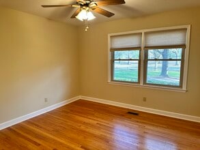 6156 Mt Gallant Rd in York, SC - Foto de edificio - Building Photo