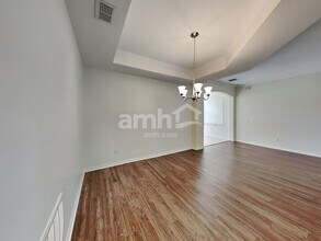 8278 Emerald Forest Ct in Sanford, FL - Foto de edificio - Building Photo