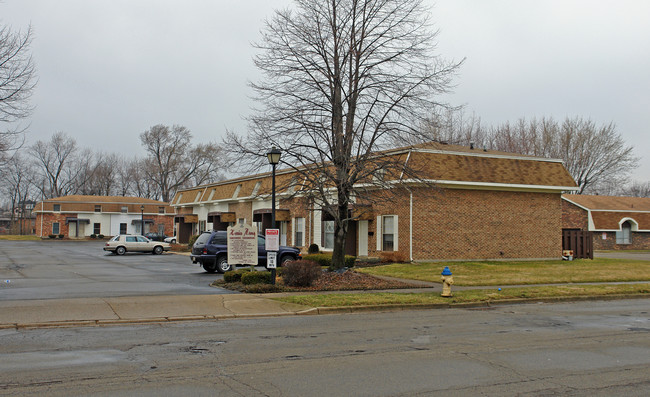 Xenia Arms in Xenia, OH - Foto de edificio - Building Photo