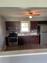 641 Pasadena Ave, Unit 2W in Beecher, IL - Building Photo - Building Photo