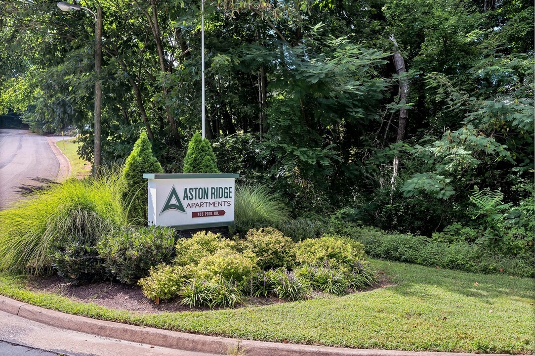 Aston Ridge Apartments in Richmond, VA - Foto de edificio