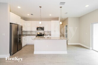 3021 Tropical Cir SE in Palm Bay, FL - Building Photo - Building Photo