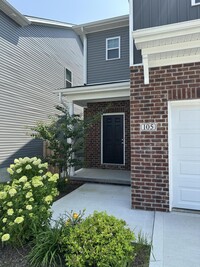 105 Cammy Ct in Nicholasville, KY - Foto de edificio - Building Photo