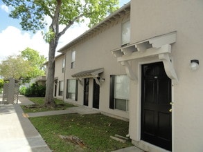 Crane's Landing in Corpus Christi, TX - Building Photo - Building Photo