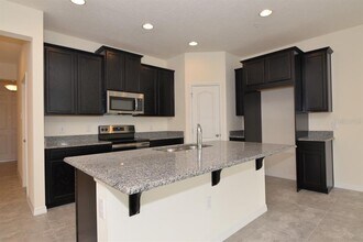 417 Merry Brook Cir in Sanford, FL - Building Photo - Building Photo