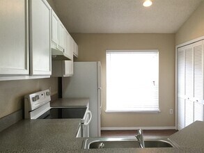 1468 Carey Glen Cir in Orlando, FL - Building Photo - Building Photo