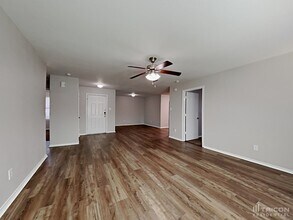 814 Lightningbug Ln in Conroe, TX - Building Photo - Building Photo