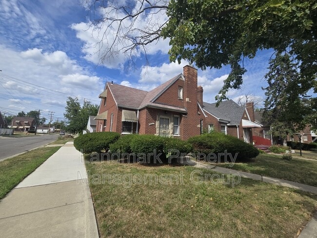 property at 15401 Eastwood St