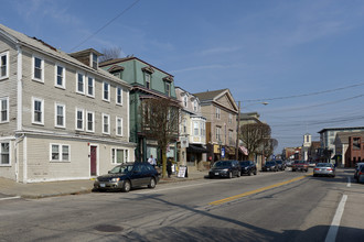 319 Main St in East Greenwich, RI - Building Photo - Building Photo